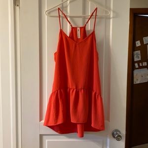 NWOT Vanilla Bay coral tank with adjustable straps